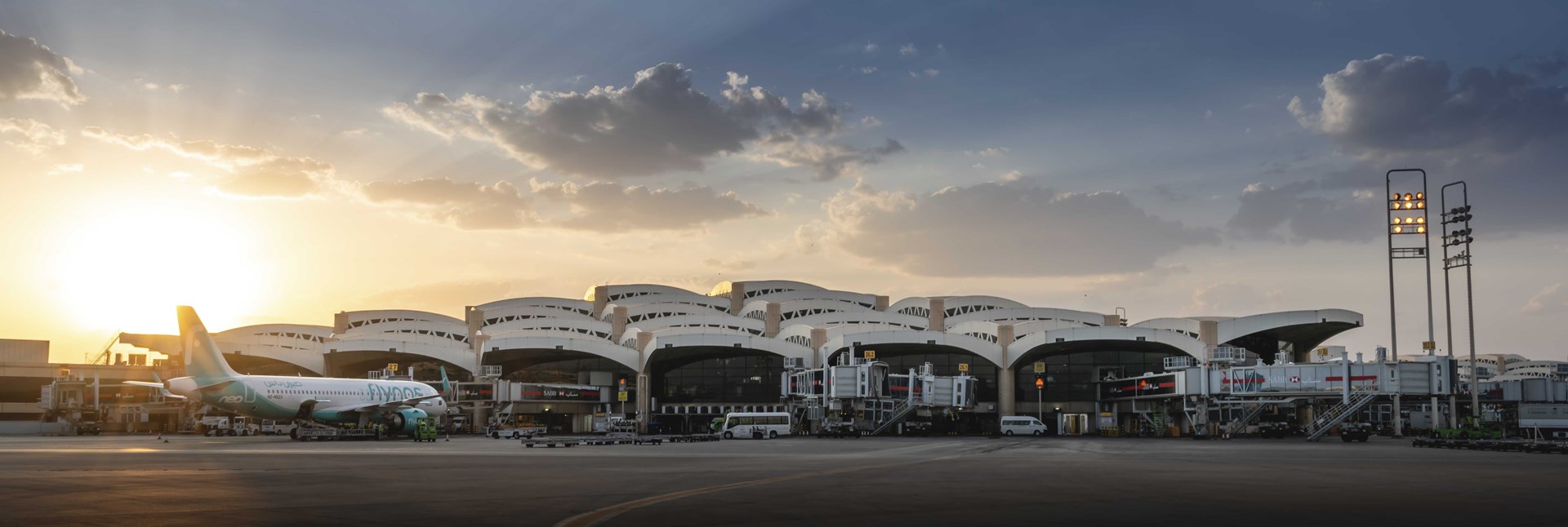 شركة مطارات الرياض تعلن عن وظائف شاغرة بمسمى ميكانيكي الشامل ٢٤